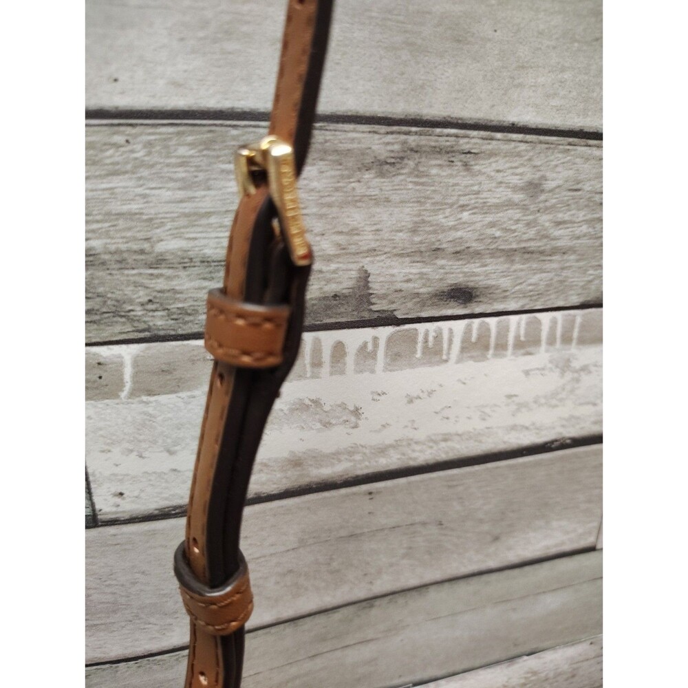 Aspen Jet Set Michael Kors Crossbody Purse - Picture 7 of 15